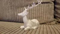 Cerf couché — sculpture décorative — photo 4