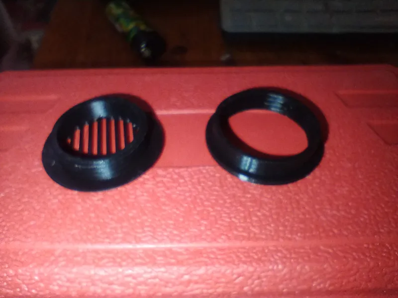 Griglia di aerazione per box in plastica e ghiera 