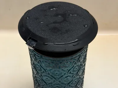 Cap for Shielding Water on Foaming Soap Dispenser