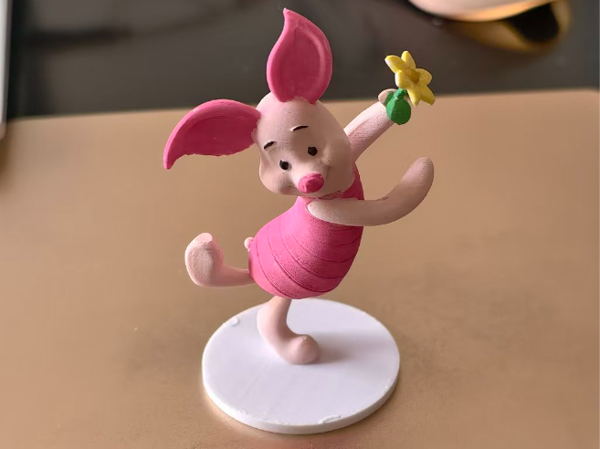 Miniatura 1 do modelo 3D 小猪皮杰 小熊维尼 卡通 猪 动画 迪士尼