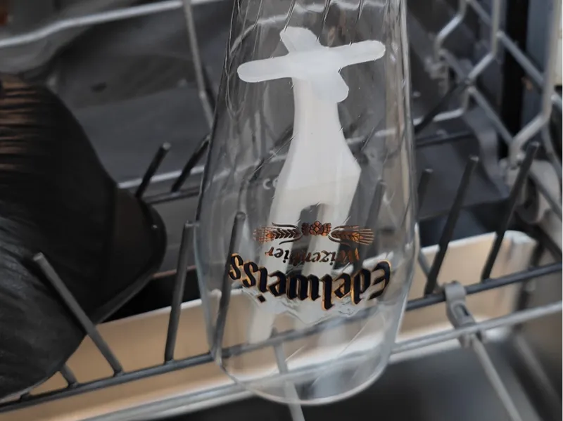 Dishwasher glass holder