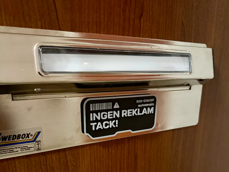 Ingen reklam skylt