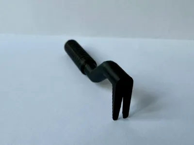 Tick remover - works on dogs & cats. good quality