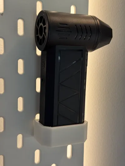 Skadis turbofan mount