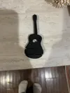 Acoustic Guitar Straight neck keychain