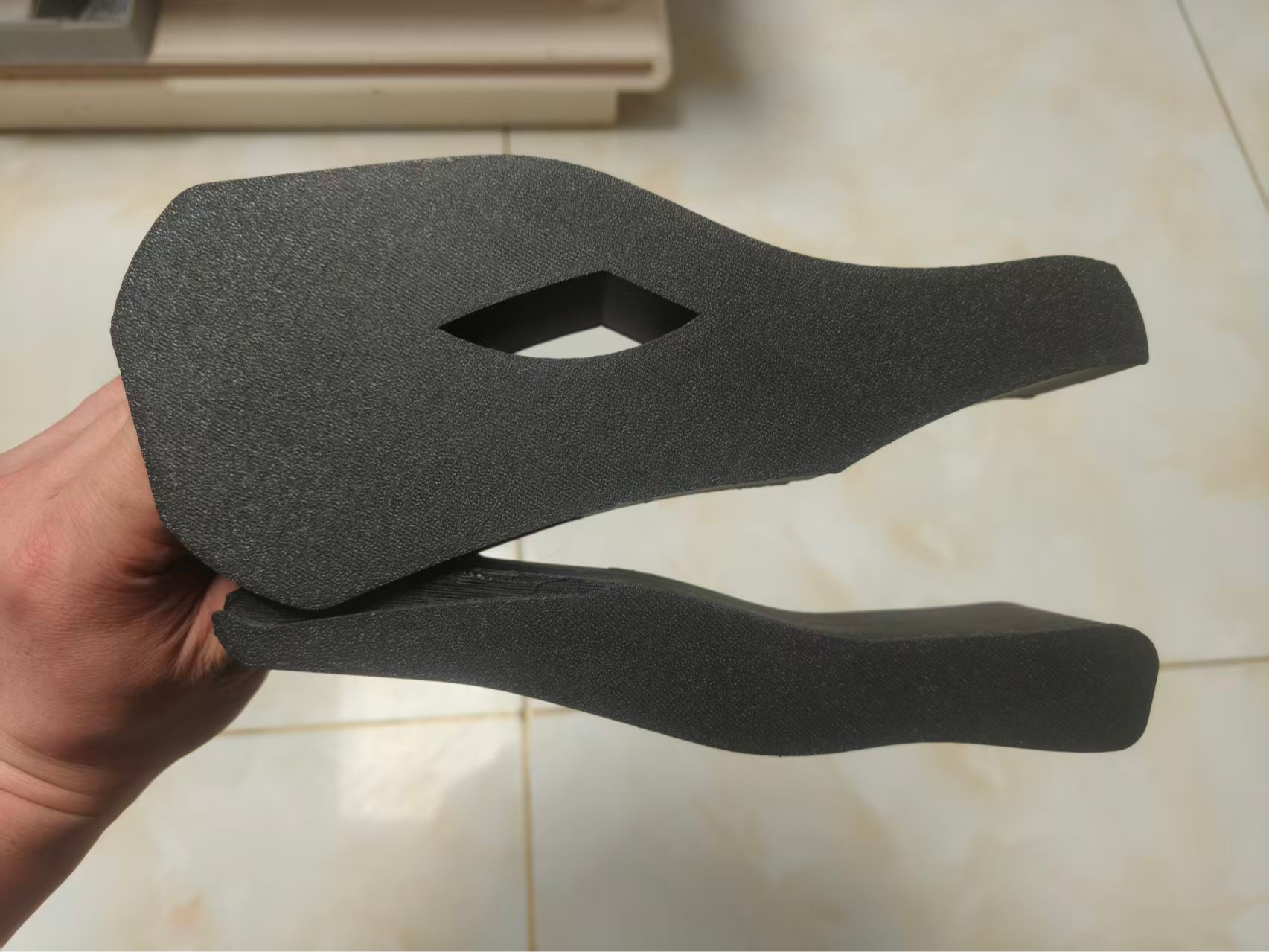 Miniatura 1 do modelo 3D 龙偶