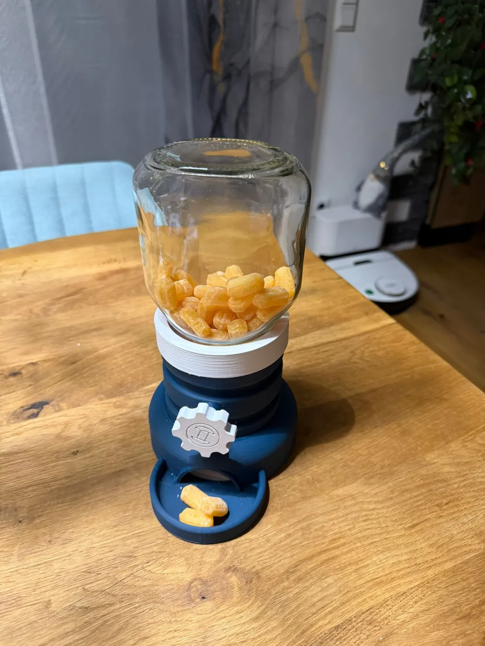 Candy Dispenser - Free 3D Print Model - MakerWorld