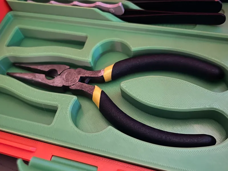 Pliers Stackable Gridfinity