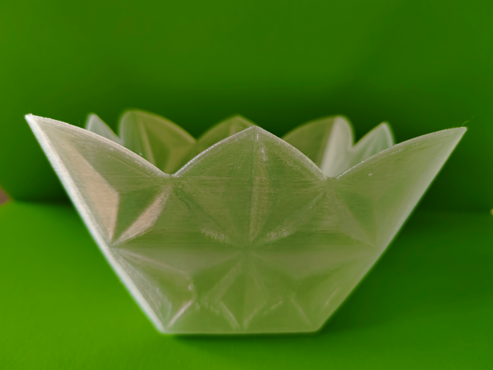 水晶愣花收纳碗  水果盘  零食盘