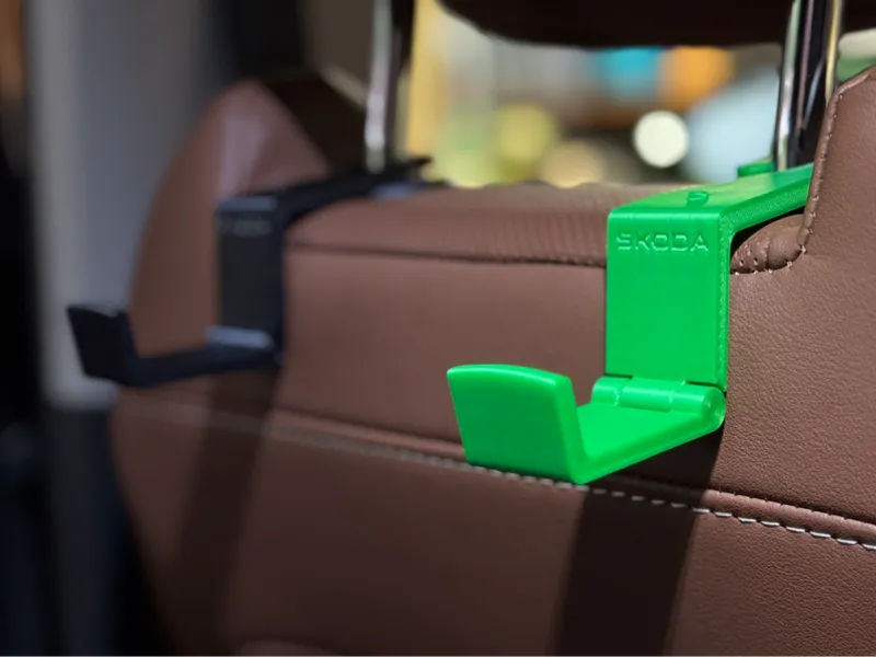 Foldable headrest hanger Skoda Enyaq