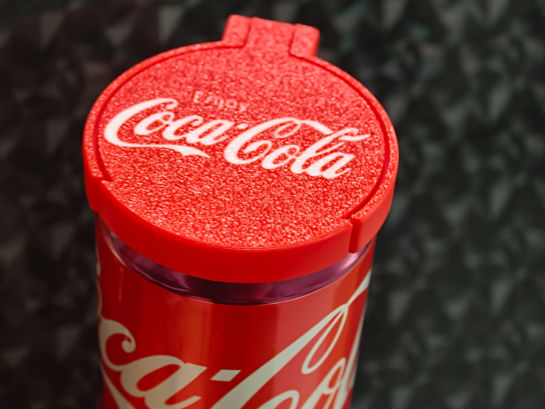 Coca Cola two sizes can lid print in Place