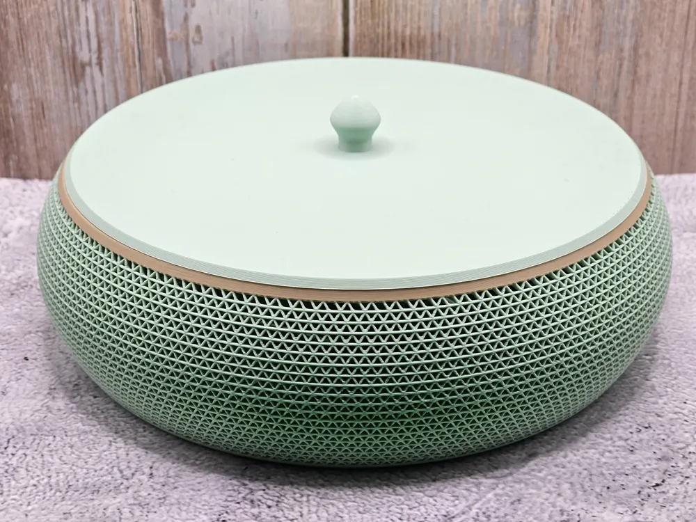 Design Bowl with triangle pattern and lid - Free 3D Print Model ...