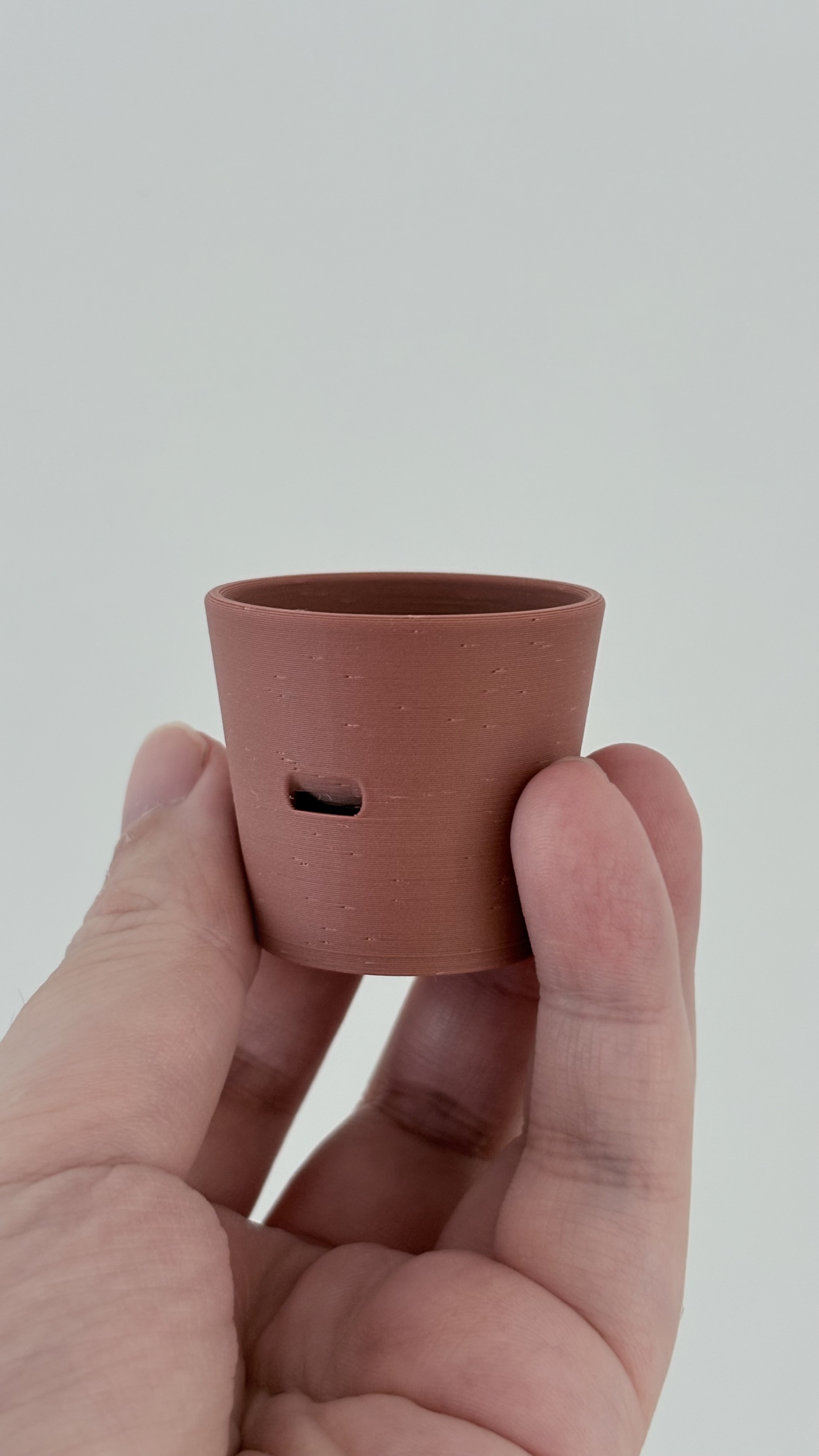Miniatura 2 do modelo 3D 可爱的拇指花盆/仅12g的迷你桌面花盆