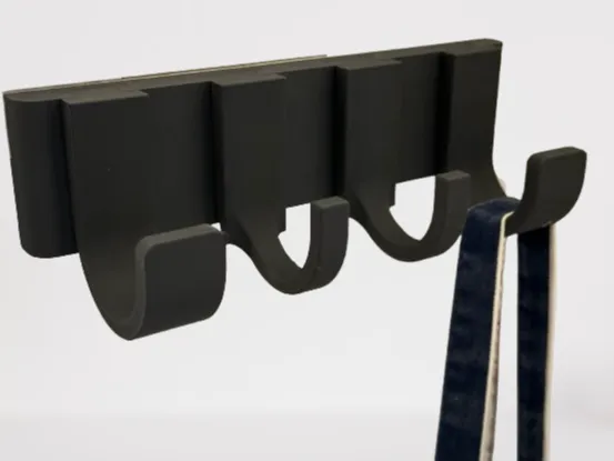 Sturdy hook rail 200mm with modular hooks
