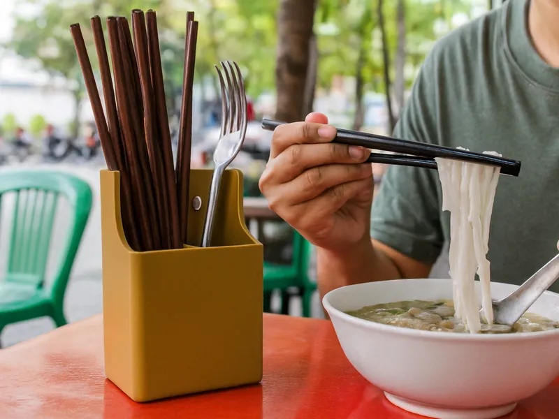 Vietnamese-style Utensil Caddy! 