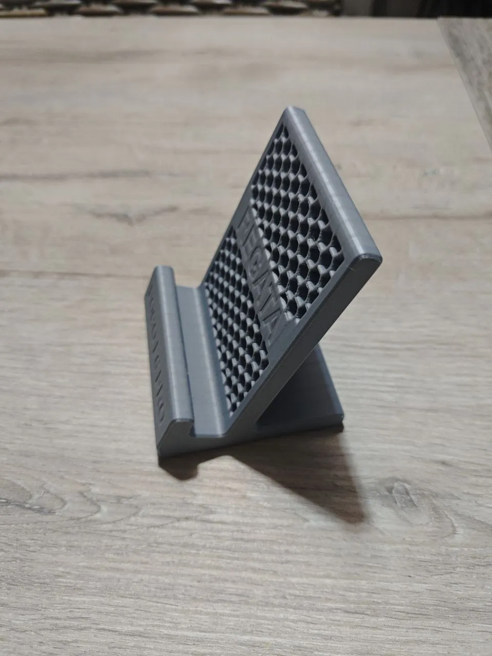 Customizable phone or tablet stand - Free 3D Print Model - MakerWorld