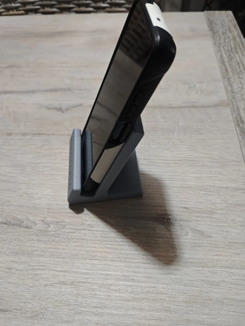 Customizable phone or tablet stand - Free 3D Print Model - MakerWorld