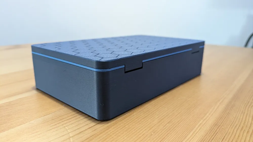 Beautiful Box with Hex Pattern and Lid on Hinges - Free 3D Print Model ...