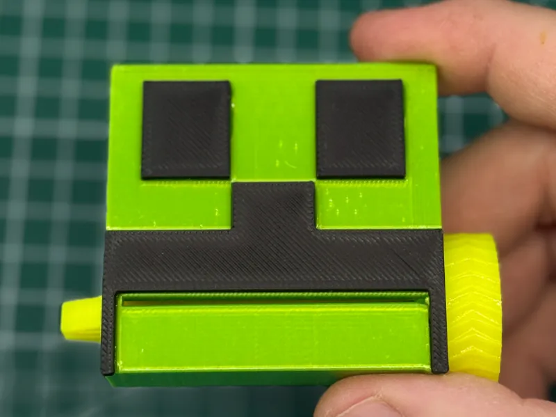 Minecraft Creeper Toothpaste Squeezer