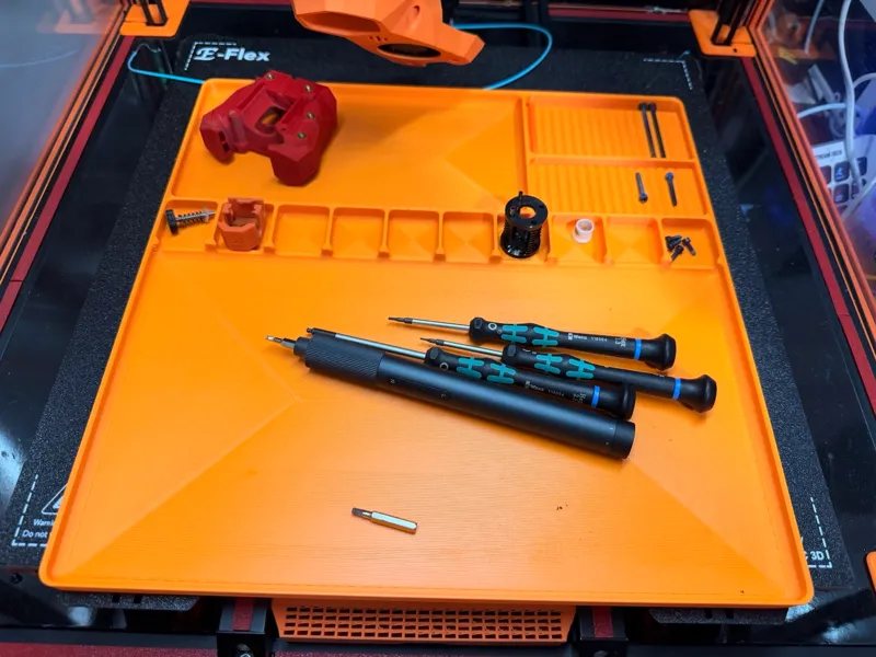 The Kitting Tray
