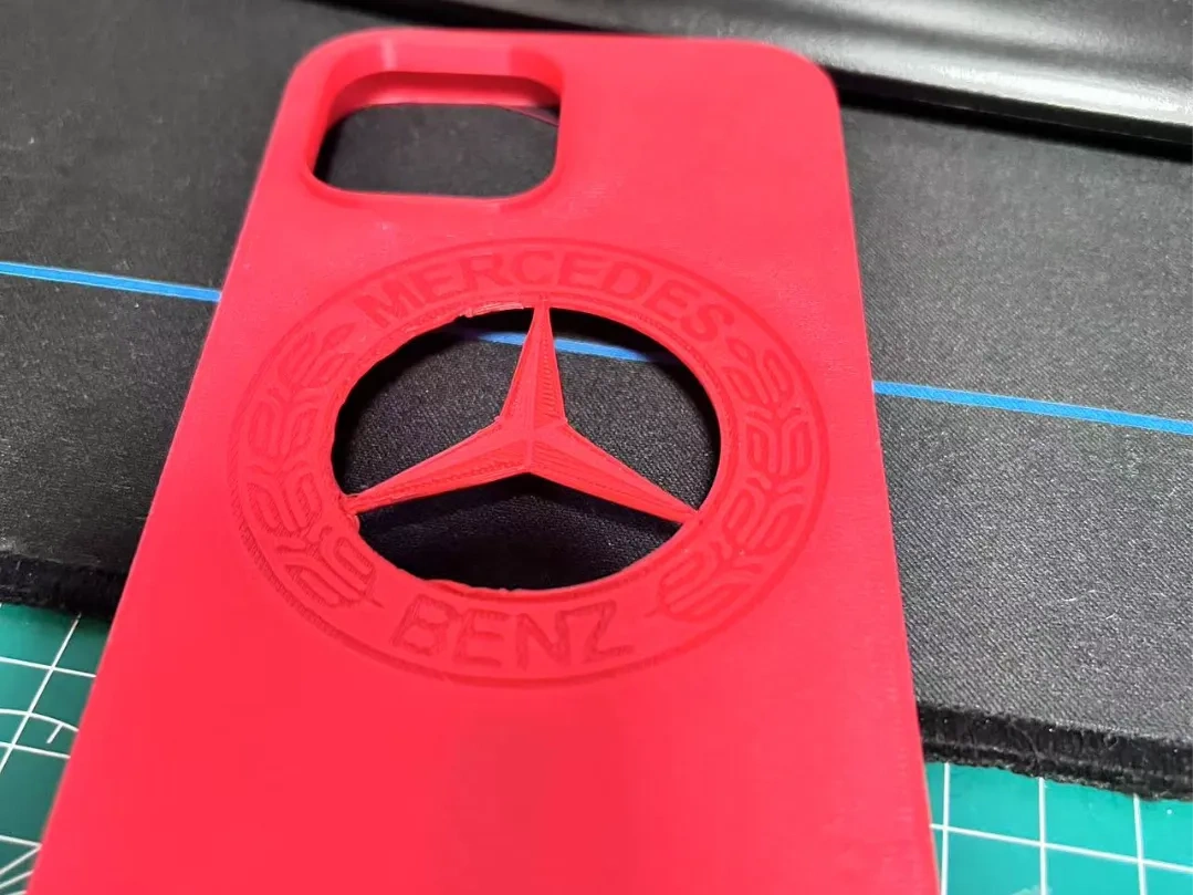 Miniatura 1 do modelo 3D 奔驰车标苹果iphone14promax和苹果14pro手机壳