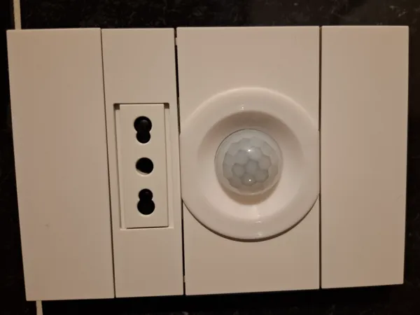 https://makerworld.bblmw.com/makerworld/model/US58cfbc171390ae/design/2025-01-23_42d5cc0f64433.jpg