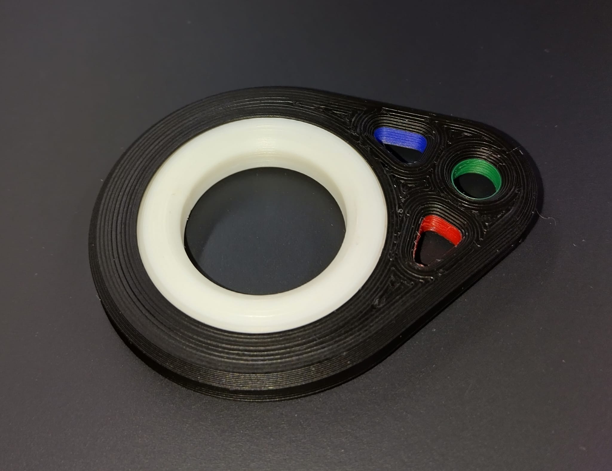Miniatura 2 do modelo 3D Keychain Spinner