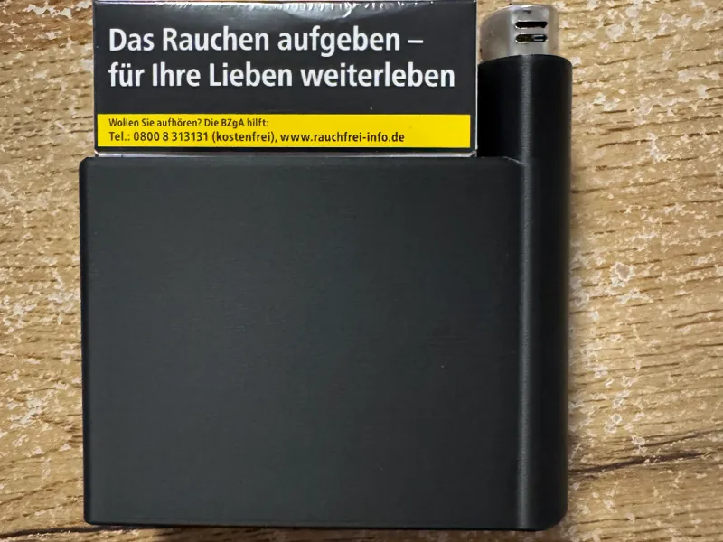 BiC Lighter and Cigarette Pack Combi