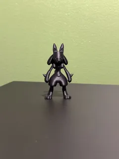 KAWS და Lucario ფიგურა thumbnail 2