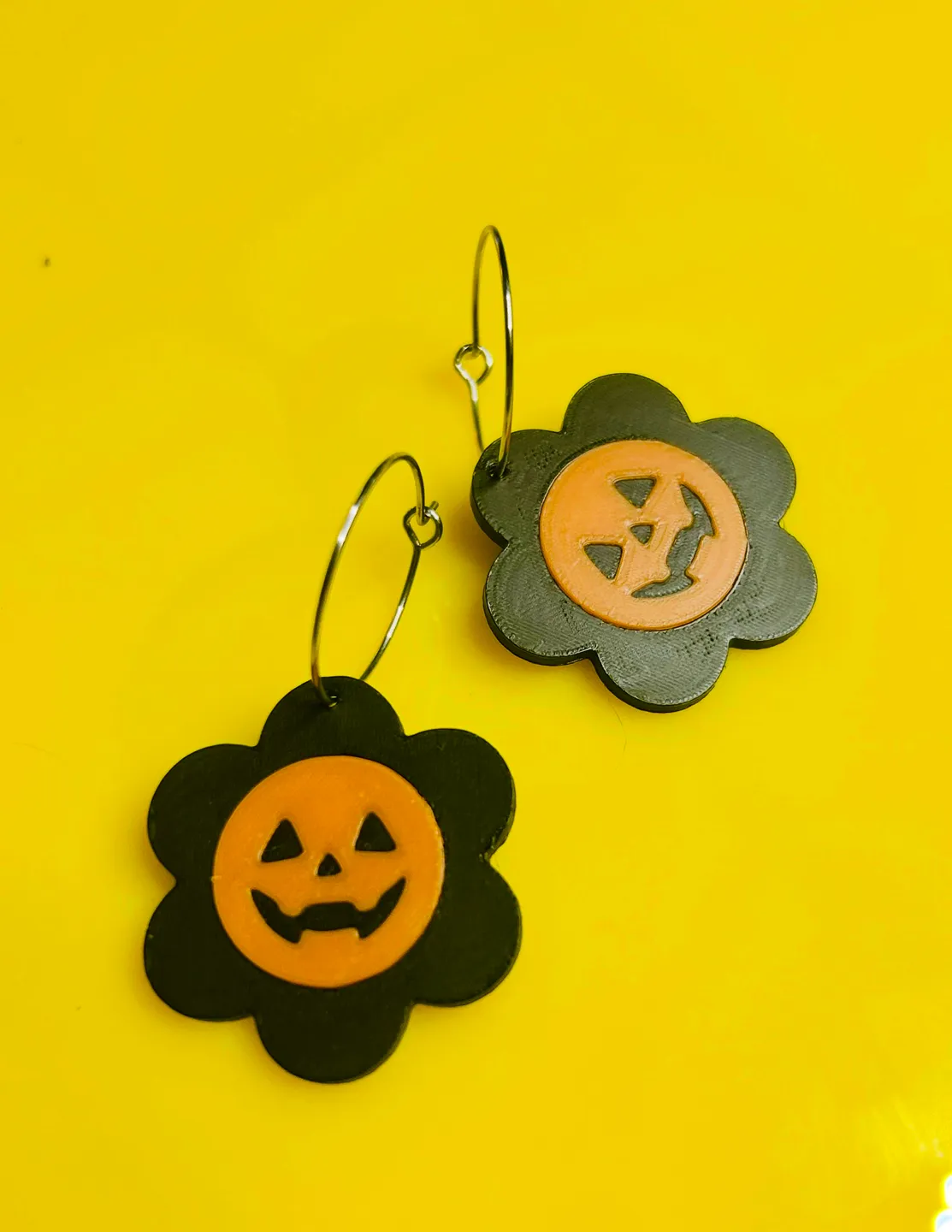Pendientes flor calabaza view 2