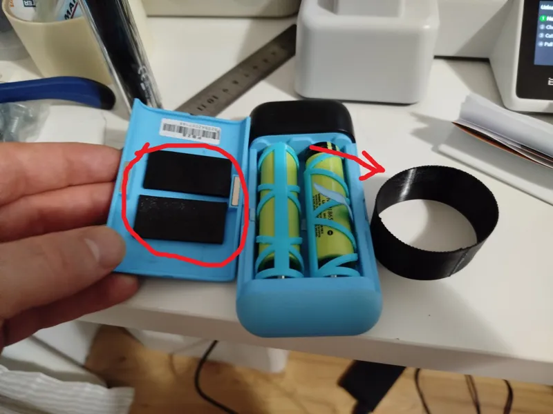 rubber bands to eliminate play for pb2s powerbank