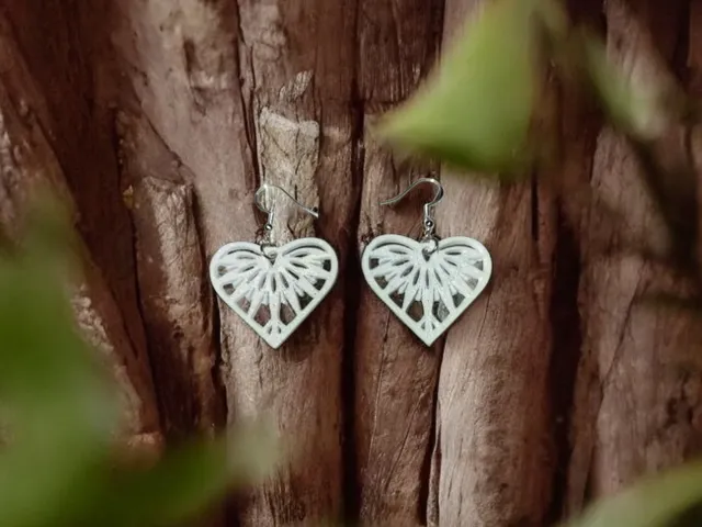 White heart earrings