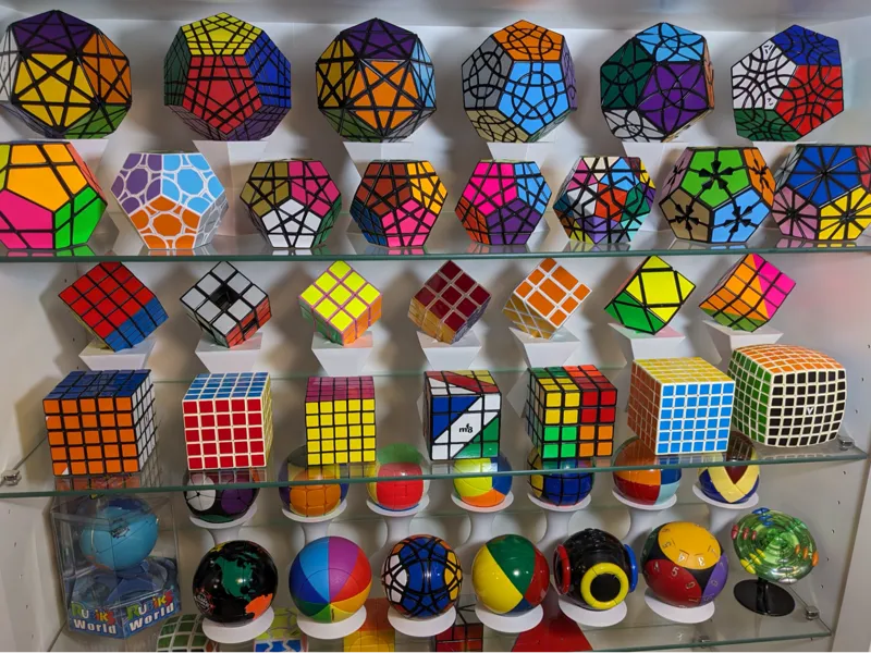 Twisty Puzzle Display Stands
