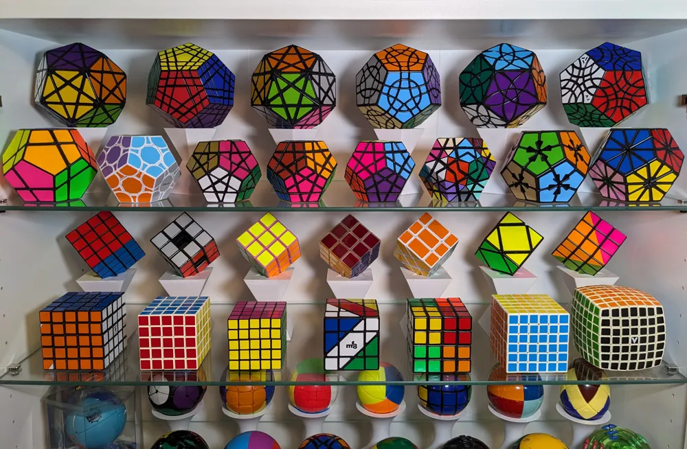 Twisty Puzzle Display Stands - Free 3D Print Model - MakerWorld