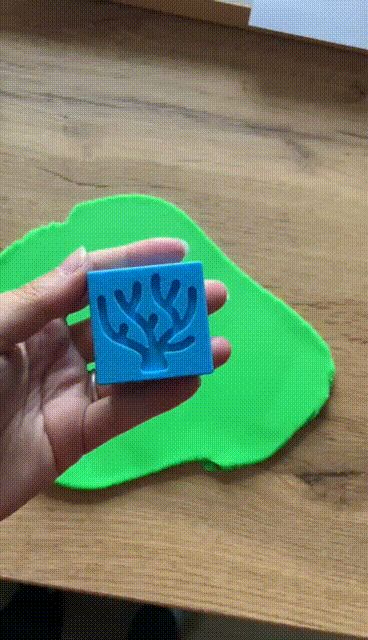 https://makerworld.bblmw.com/makerworld/model/US591106b66e0b1/design/2024-05-12_63d1e8a7d1c3b.gif
