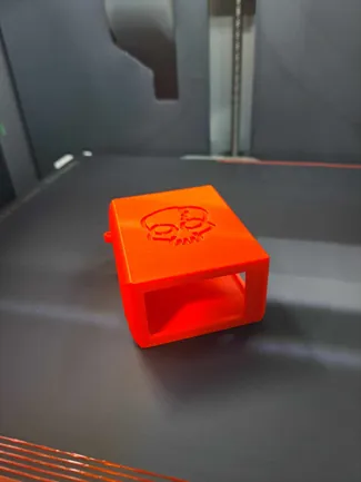 Geek Bar Case with keyring