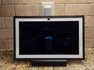 Amazon Alexa Echo Show 15 Stand