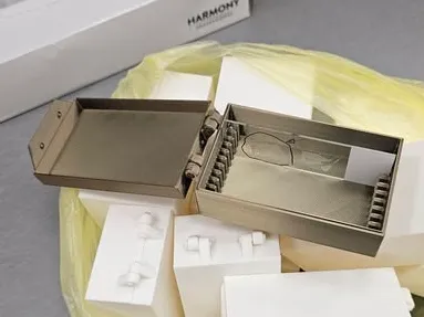 Microscopic Slide Boxes / 12 and 25 Slides