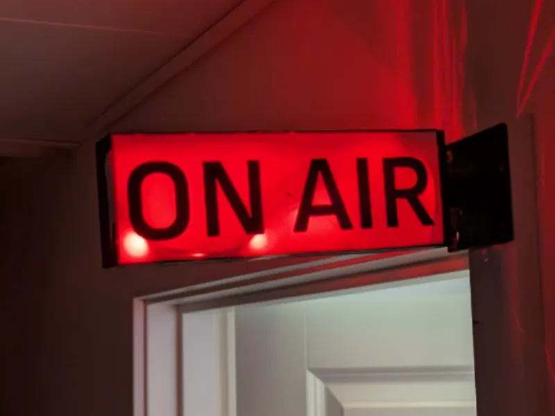 streaming sign, I'm ON AIR