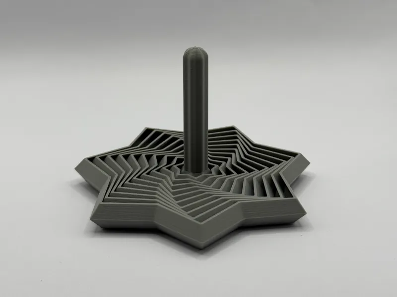Star Twist Fidget - handle