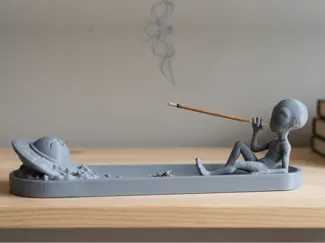 The High Voyager - Incense Holder 