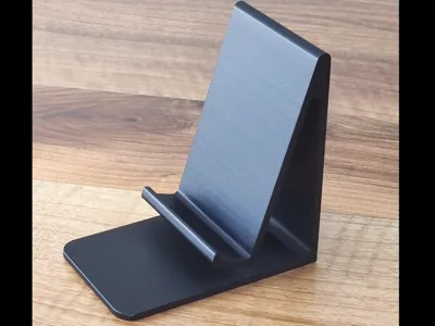Simple phone stand for various brands.