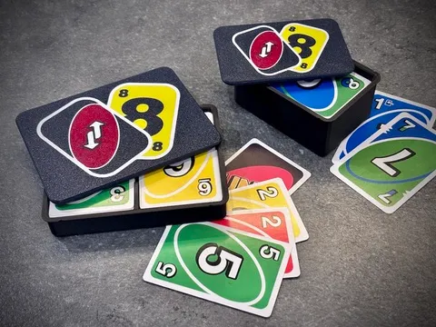Caja o estuche: Card game box - slide and lock - multi version — referencia de MakerWorld