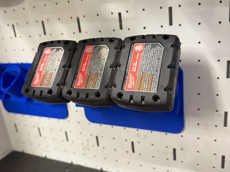 Snap-On Slatwall Milwaukee M12 Battery Holder
