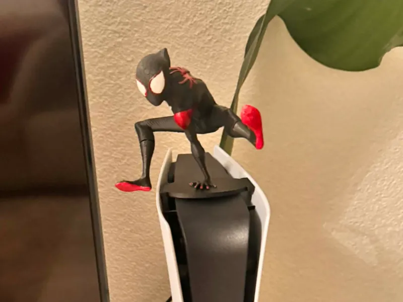 Spiderman PS5 and PS5 slim