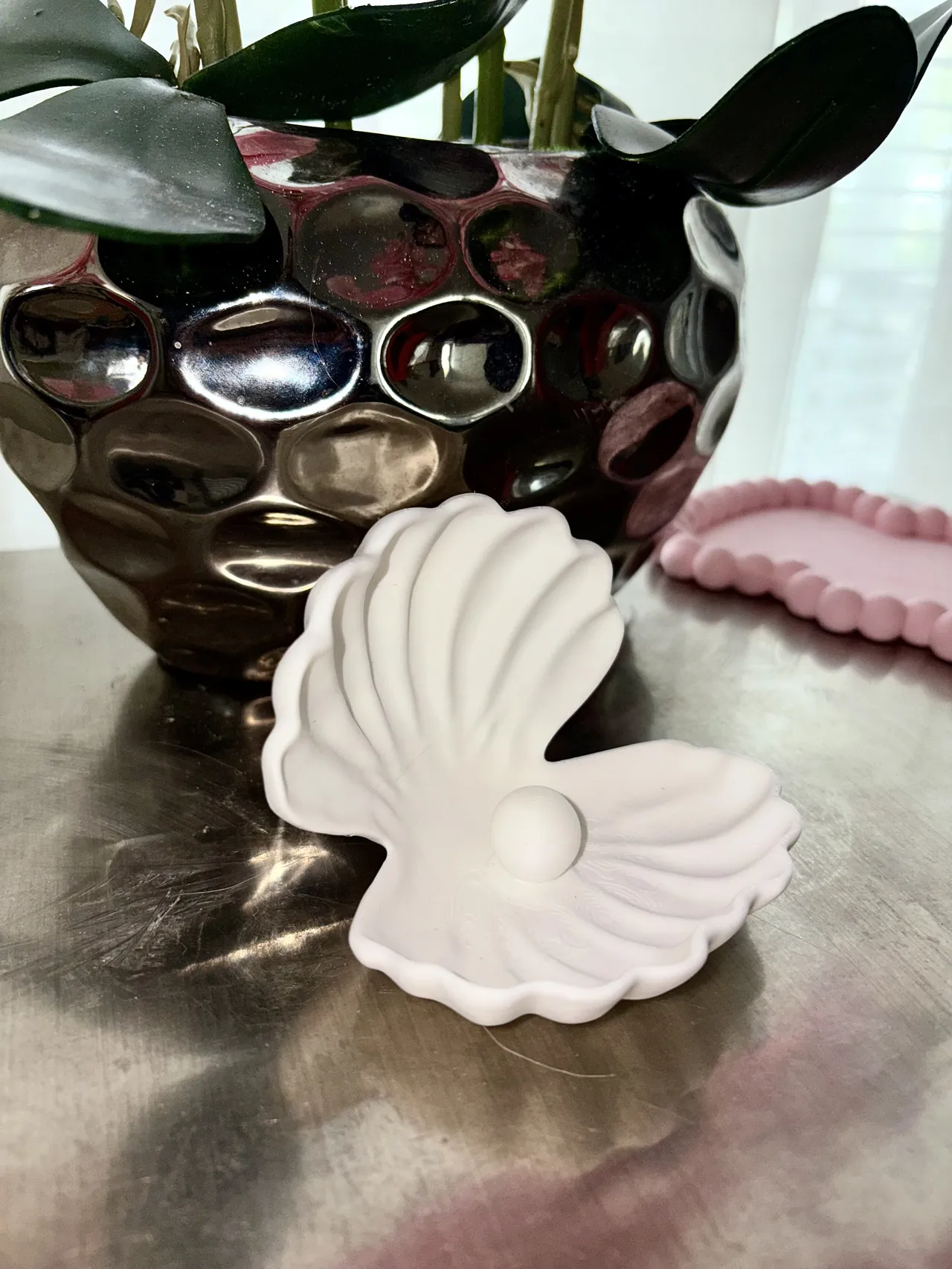 Coastal Clamshell Jewelry Tray with Pearl Accent view 3
