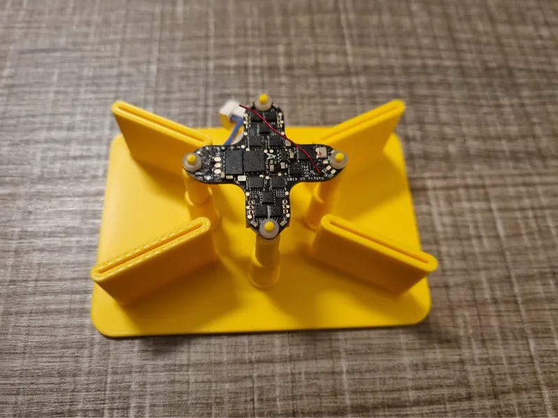 TinyWhoopMat with M2 screws or snap ball support