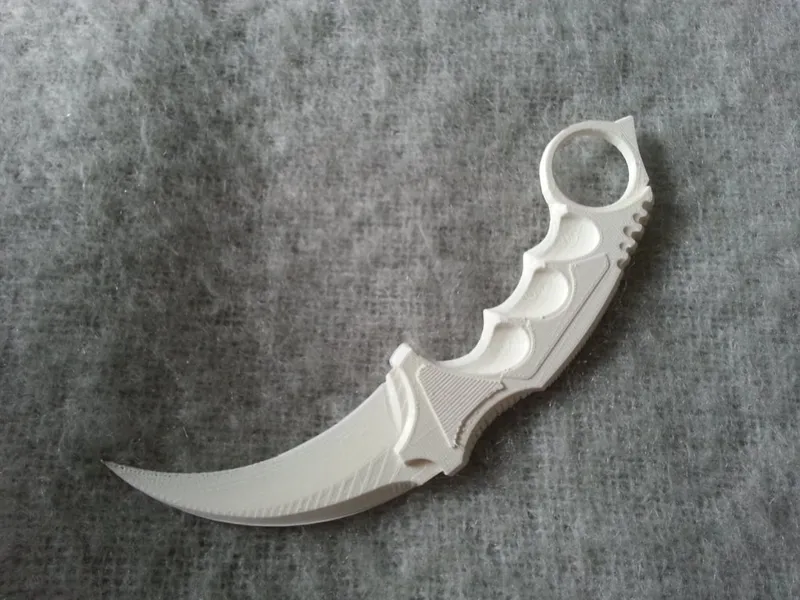 Karabmit knife