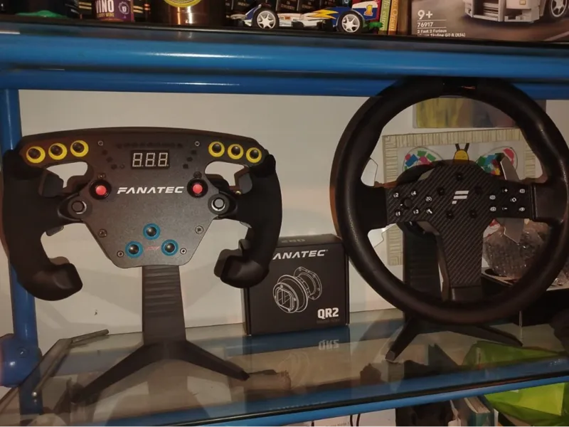 stand fanatec per volante