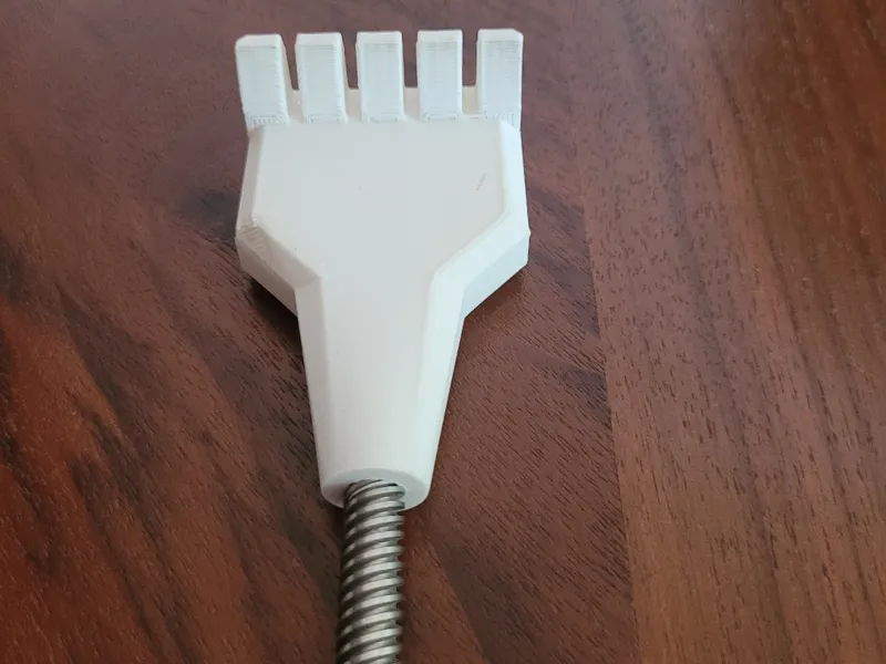 Sturdy and Long Backscratcher using 8mm Lead Screw